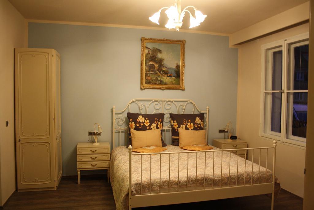 Apartments Villa Del Arte Norimberk Pokoj fotografie